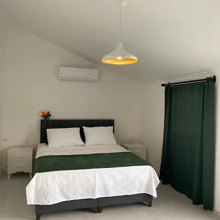Apartment Orange Dome